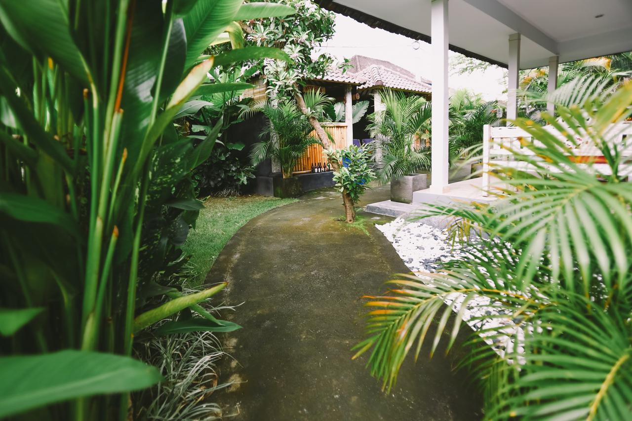 Hotel Swan House Canggu Exterior foto